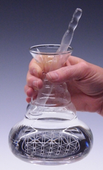 TC Energy "Delicate" carafe with drinking straw